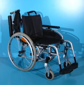 Scaun cu rotile din aluminiu B+B / latime sezut 43 cm
